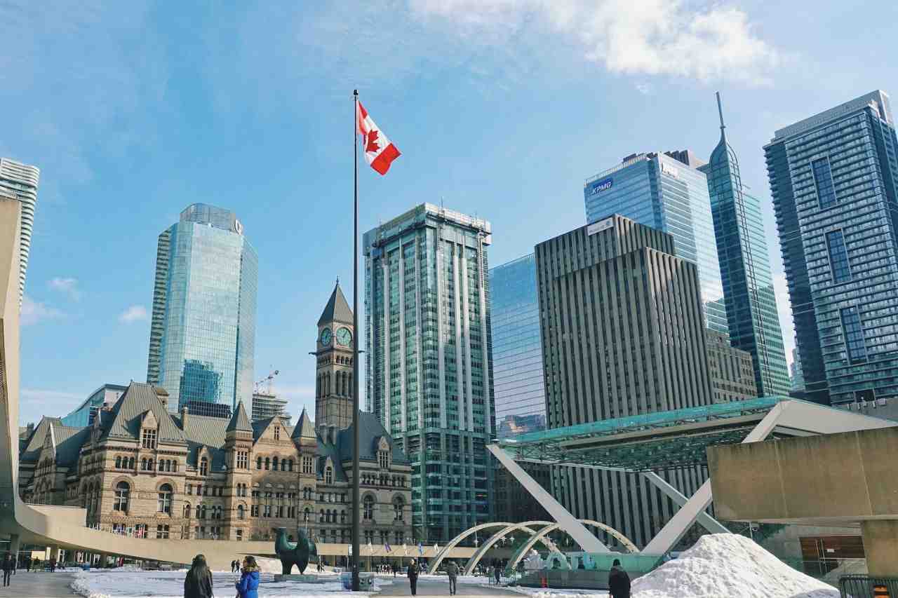 The Most Immigrant Friendly Provinces in Canada for Job Seekers